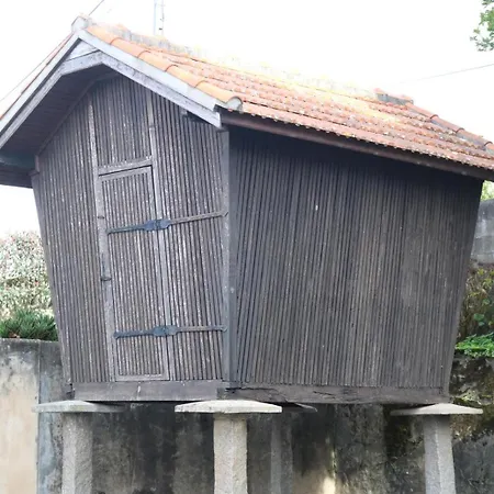 Casa Eira De Pedra In 30km From Porto 펜션 *